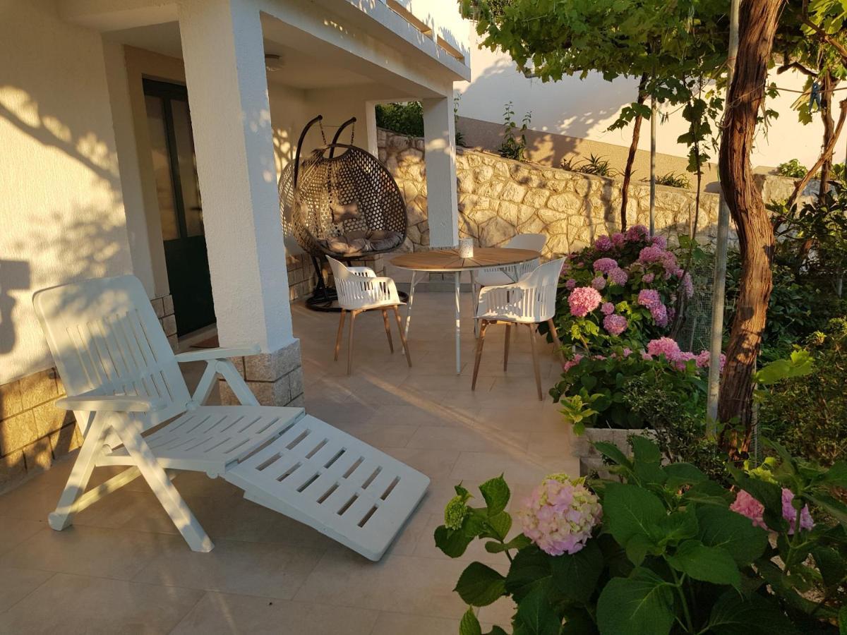House Niva Apartment Supetarska Draga Bagian luar foto