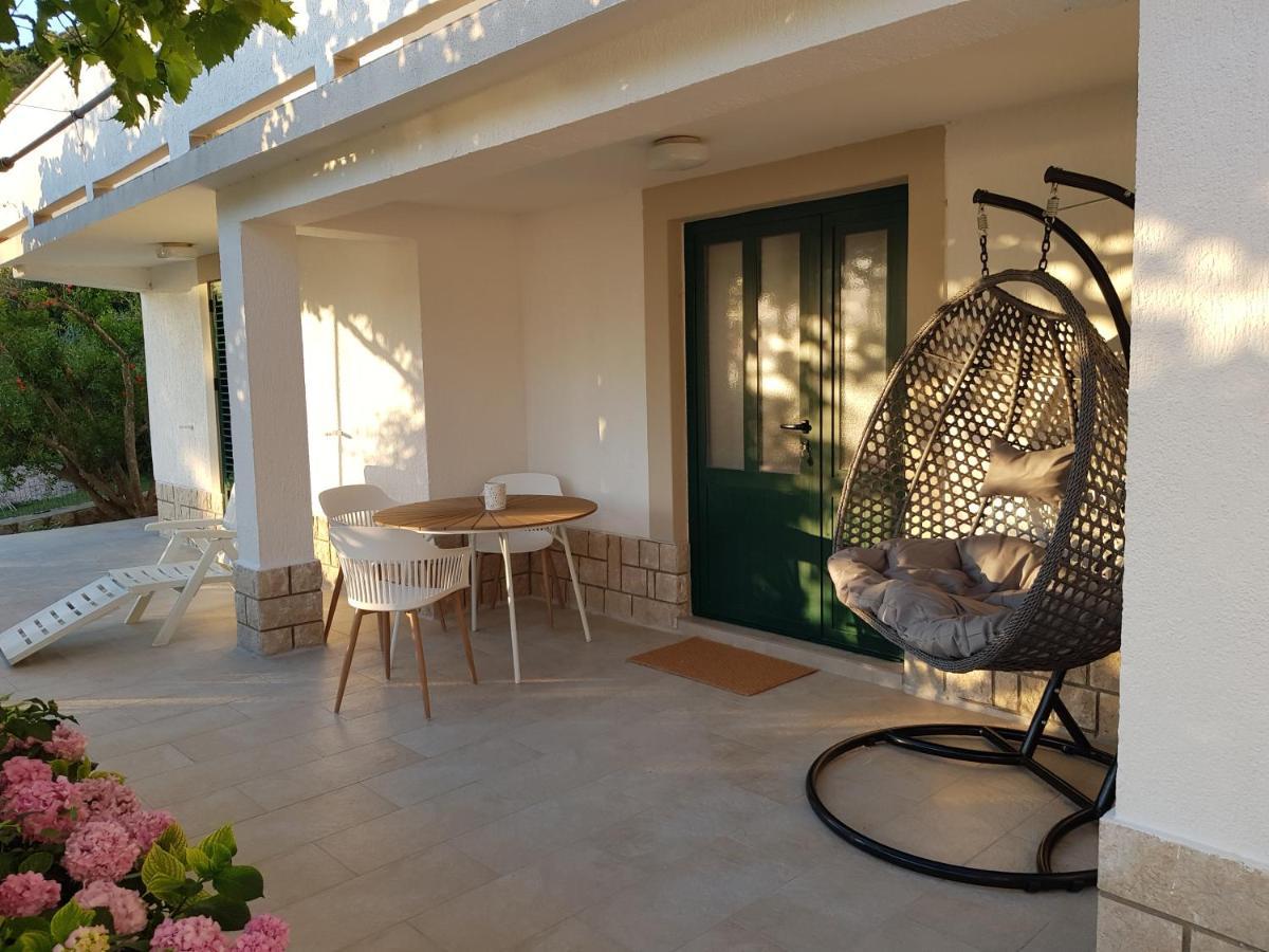 House Niva Apartment Supetarska Draga Bagian luar foto
